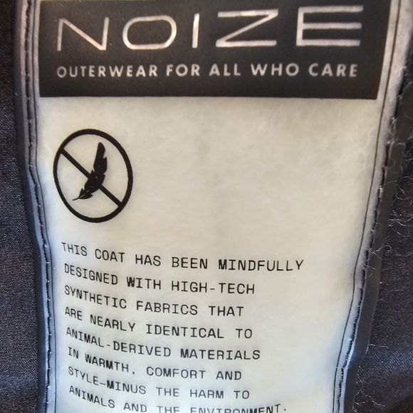 Beautiful long warm winter coat lots of pockets - Picture 6 of 9